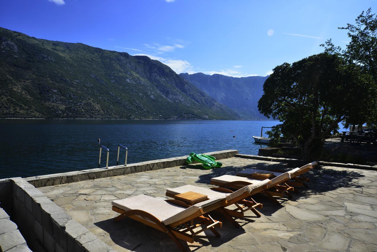 A Hundred Olive Trees Apartments Kotor Exterior photo