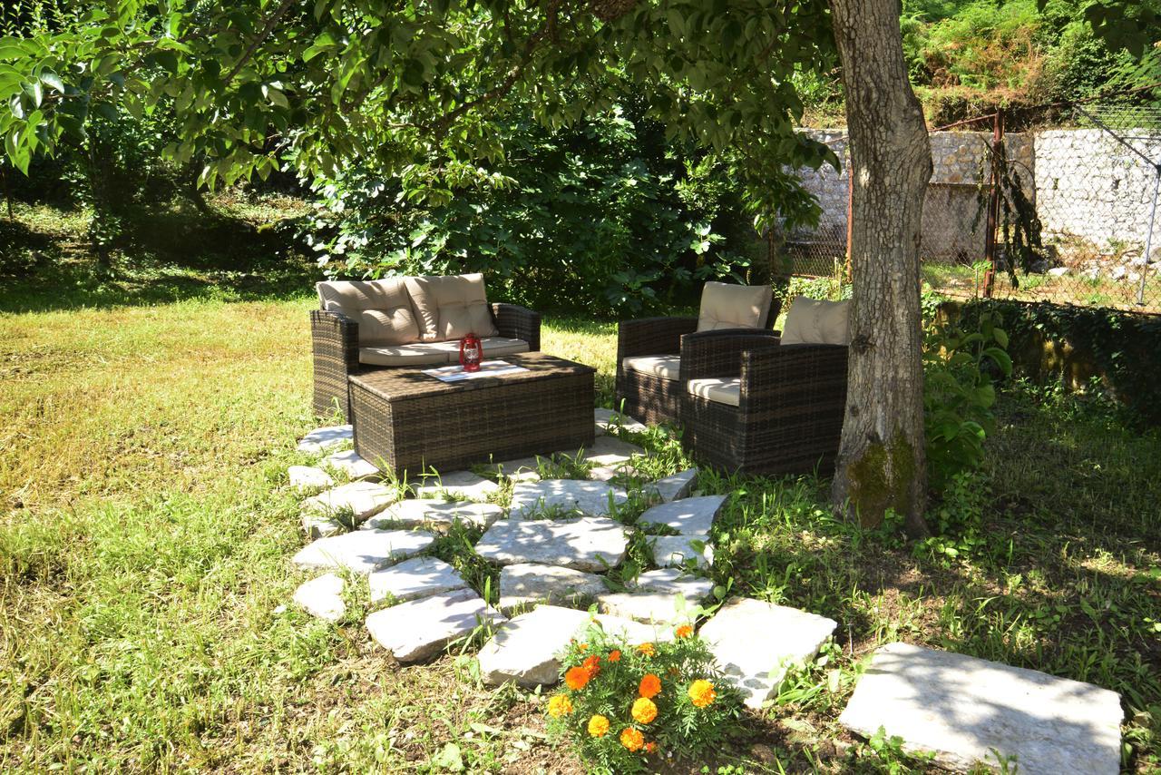 A Hundred Olive Trees Apartments Kotor Exterior photo